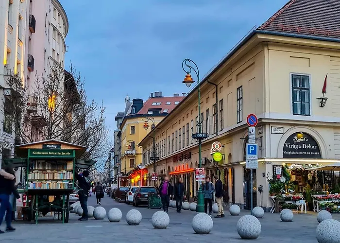 Kriszti Raday Utca 31 B Lägenhet